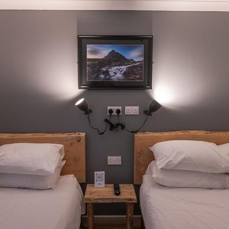 Roam West Hotell Fort William Exteriör bild