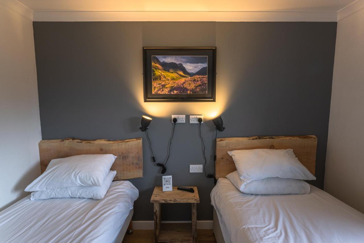 Roam West Hotell Fort William Exteriör bild