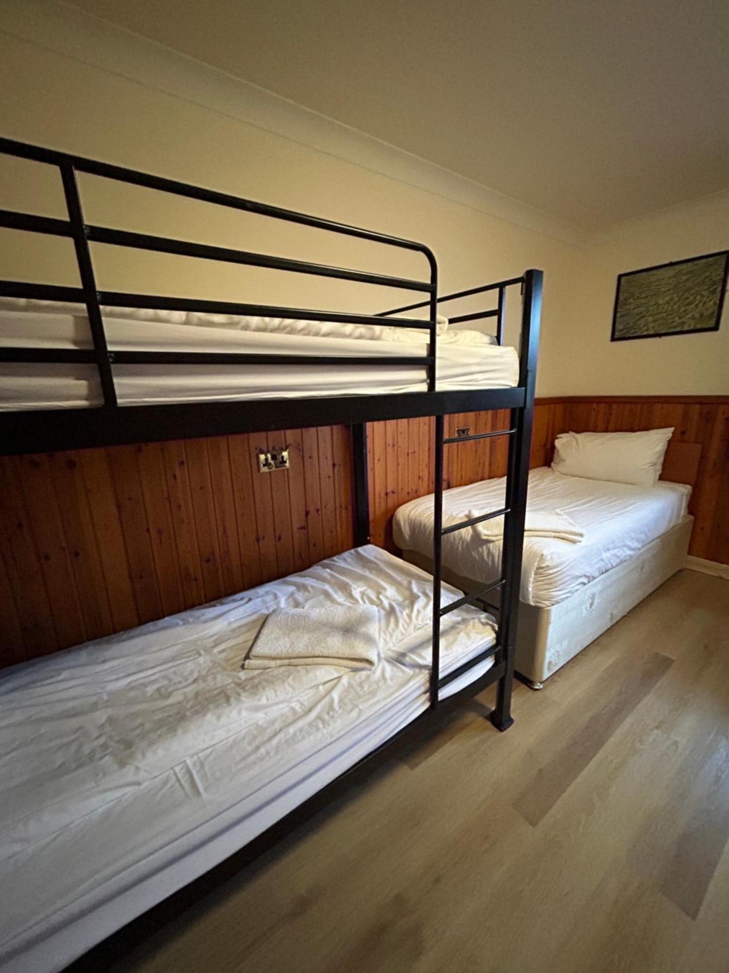 Roam West Hotell Fort William Exteriör bild