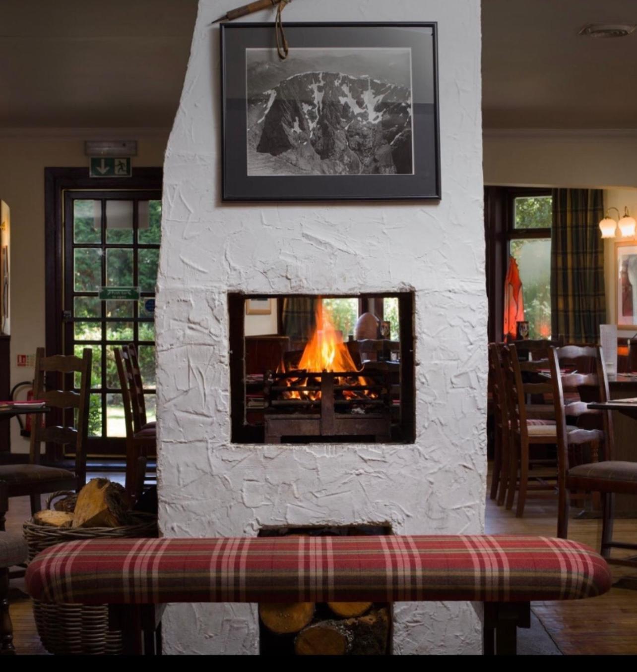 Roam West Hotell Fort William Exteriör bild
